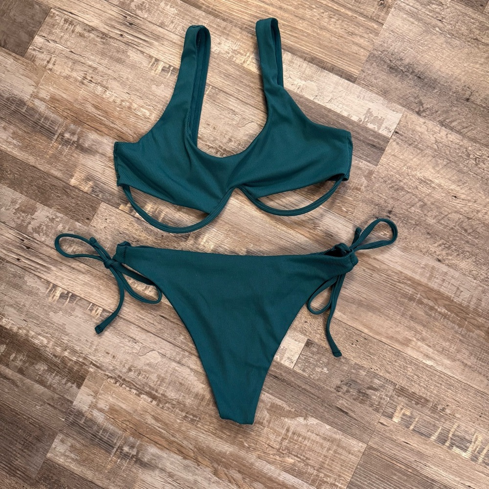 Romwe Green Ribbed Bikini Set Size Large Tie Side Bottoms